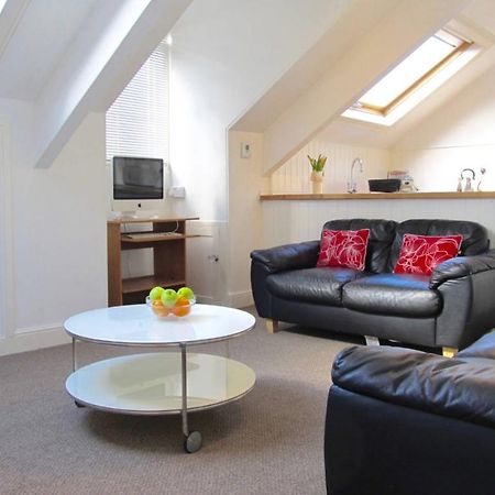 The Hideaway, Victorian Townhouse Apartment With Parking Plymouth Eksteriør bilde